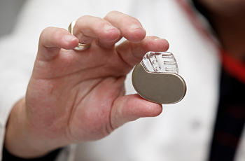 Quelle est la différence entre un DAI et un stimulateur cardiaque ?